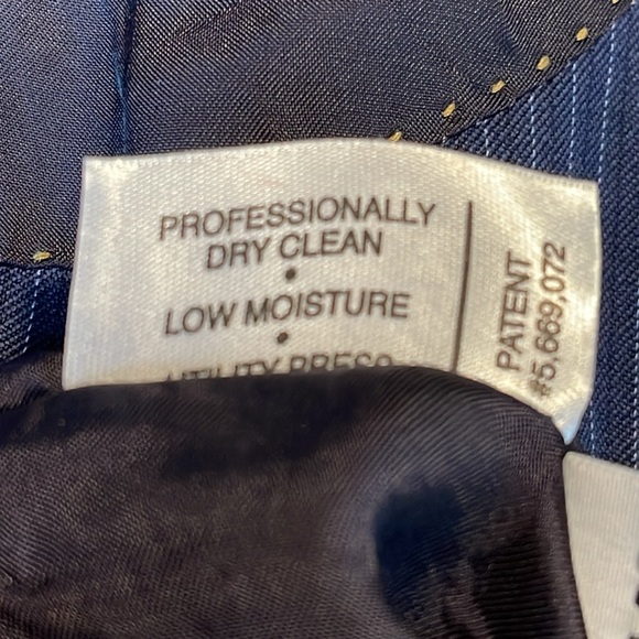 Hart Schaffner Marx
New York Modern Fit Flat Front Striped Pattern blazer - Picture 7 of 16